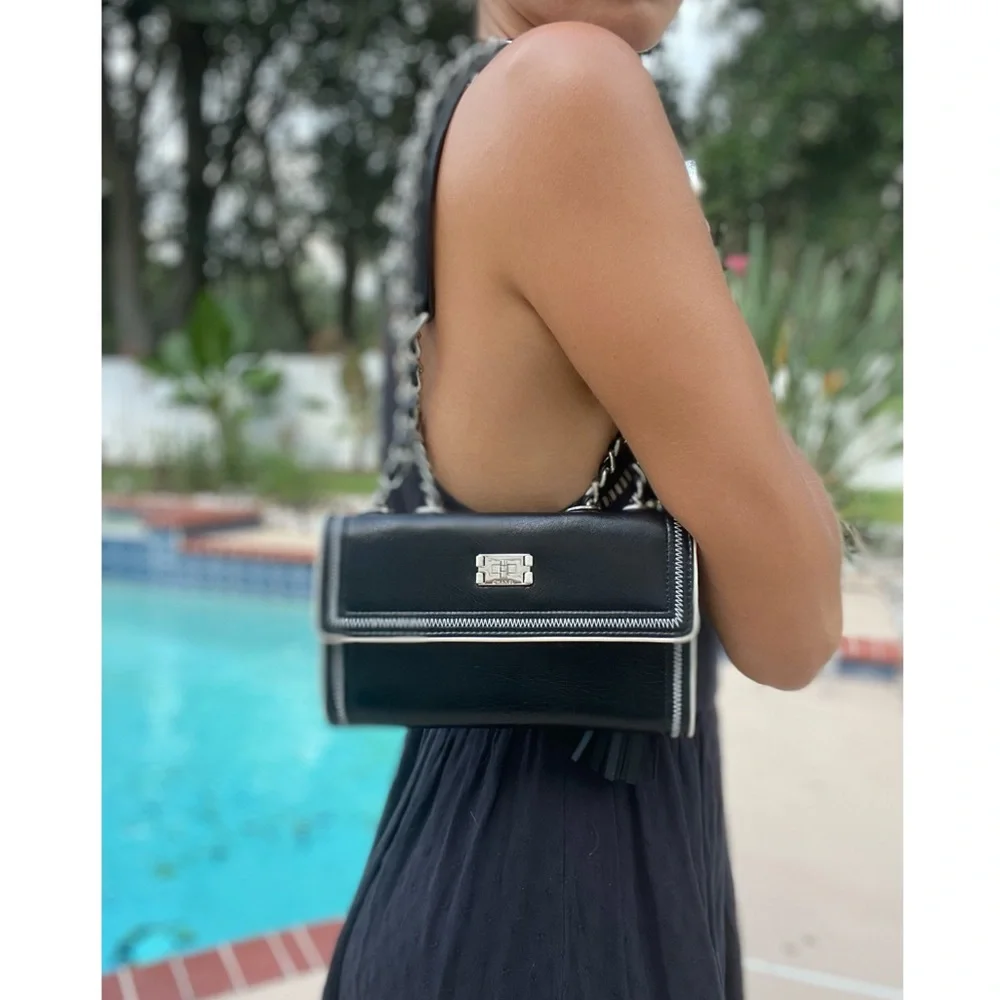 CHANEL Black Leather Chain-Handle Crossbody Bag with Silver Trim